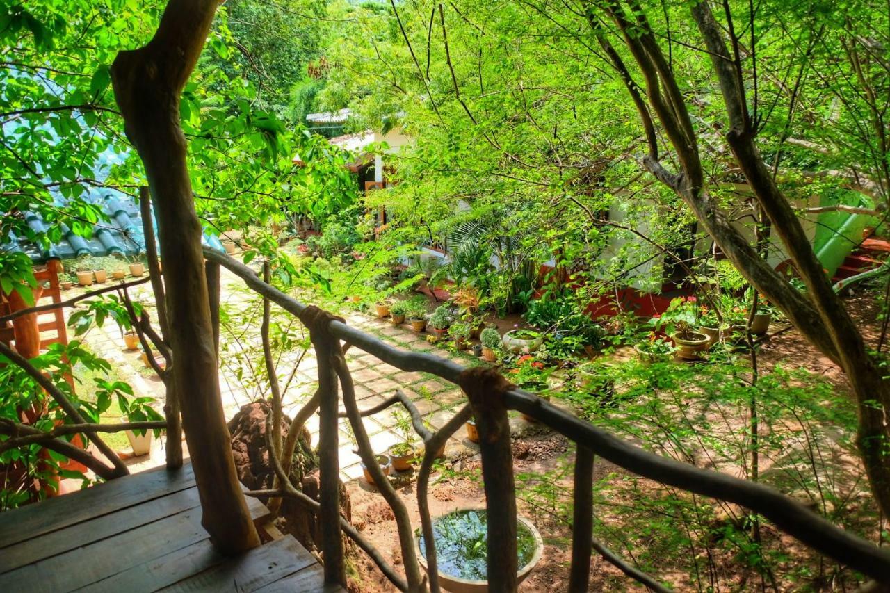 Golden Rainbow Guest House Dambulla Exterior foto